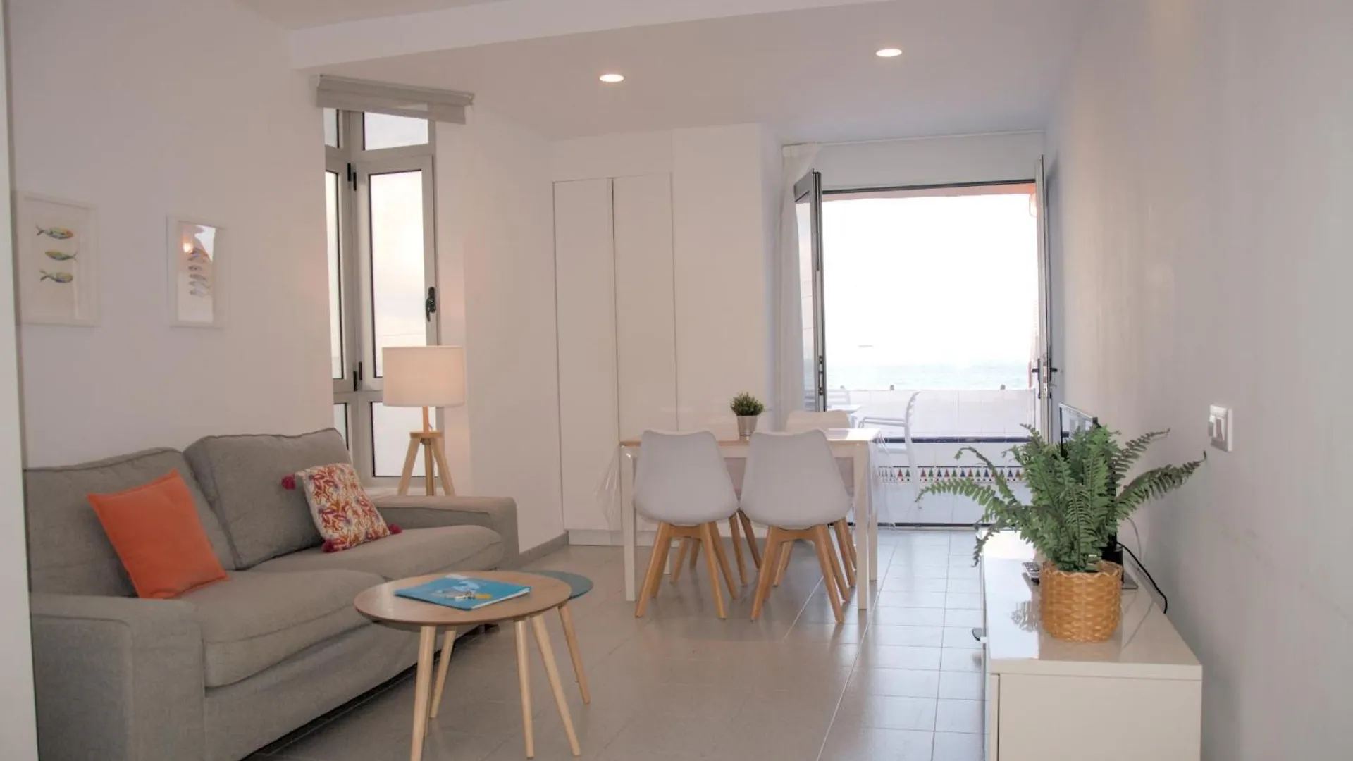 Corner Las Canteras Beach By Canariasgetaway Las Palmas de Gran Canaria